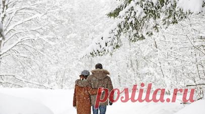 Врач Чернышова посоветовала чаще гулять в светлое время суток зимой. Врач-терапевт Надежда Чернышова рассказала, что от степени освещения зависит выработка серотонина, поэтому зимой человек может испытывать апатию, ухудшение настроения и снижение уровня энергии. Читать далее