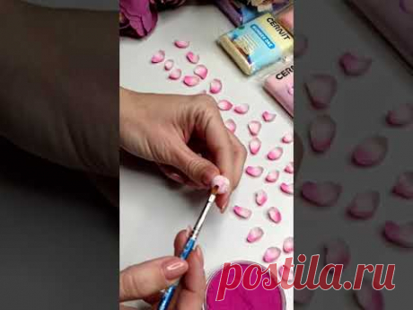 Пионов много не бывает! #cernit #polymerclay #полимернаяглина #лепка #творчество #ручнаяработа