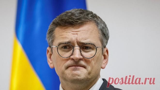 Экс-главу МИД Украины сняли на видео с нетрезвой возлюбленной на концерте. Бывшего министра иностранных дел Украины Дмитрия Кулебу сняли на видео с его женой Светланой Павелецкой во время посещения концерта Монатика (полное имя — Дмитрий Монатик) в Киеве. Об этом сообщает сообщает Life.ru со ссылкой на ...