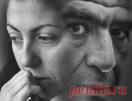 Бойтесь своих желаний - они могут исполниться. Сильная история о любви Он ненавидел свою жену. Ненавидел! Они прожили вместе 20 лет. Целых 20 лет жизни он видел ее каждый день по утрам, но только последний год его стали дико раздражать ее привычки. Особенно одна из них: вытягивать руки и, находясь еще в постели, говорить: «Здравствуй солнышко! Сегодня будет...