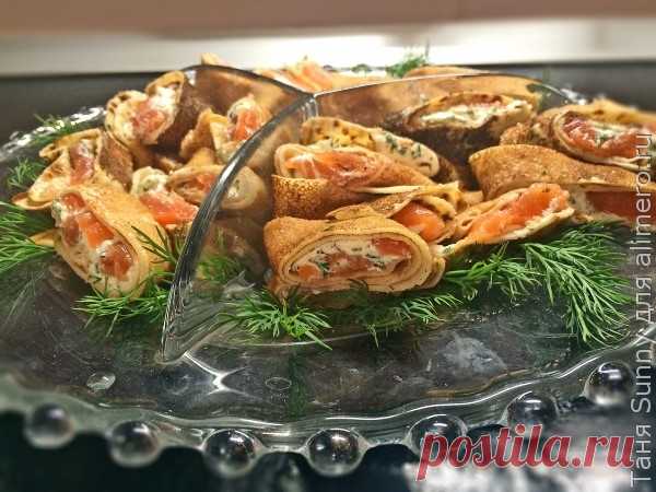Рулетики из лосося со сливочным сыром (лосось домашнего посола)
