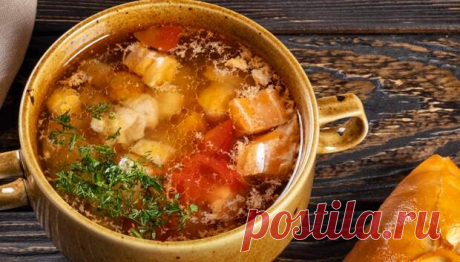 Царская похлебка — 6 сытных домашних рецептов - Будет вкусно - Социальная сеть "МТ.RU" Несмотря на свое название, «царская» похлебка готовится из самых доступных продуктов. Густой, наваристый суп с мясом, овощами, пшеном, грибами или пельменями особенно хорош в холодные дни, он прекрасно утолит голод и придаст сил. Рецепт 1: Царская похлебка (пошаговые фото) Похлебку можно сварить в Подписывайтесь, читайте, комментируйте, ставьте лайки