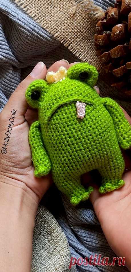 PDF Лягушонок Фериус крючком. FREE crochet pattern; Аmigurumi toy patterns. Амигуруми схемы и описания на русском. Вязаные игрушки и поделки своими руками #amimore - маленький лягушонок, лягушка.