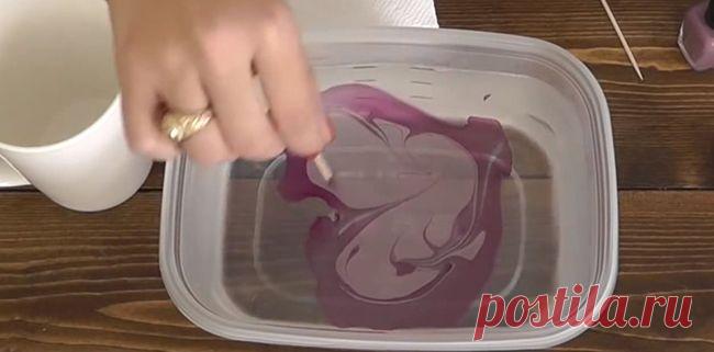 То, что сделала эта женщина из чашки, зубочистки и лака для ногтей, – просто фантастика!