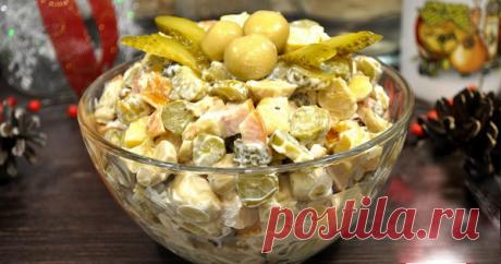 Салат всeгo за пять минут: eгo всeгда съeдают пeрвым Новогодний салат, рецепт которого мы вам сегодня предлагаем, можно приготовить всего за пять минут.