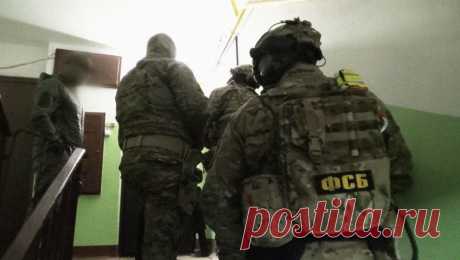 В Брянской области задержали мужчину, заявившего о планах взорвать здание УФСБ. В Брянской области задержали мужчину, который оставил ложное сообщение об угрозе взрыва здания регионального управления ФСБ. Об этом сообщает ТАСС со ссылкой на заявление пресс-службы ведомства. Как было установлено, гражданин из ...