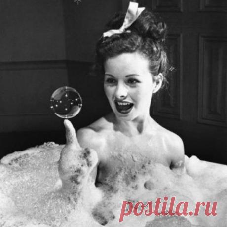 Невероятно простые вещи, которые должны быть в ванной комнате у каждой женщины