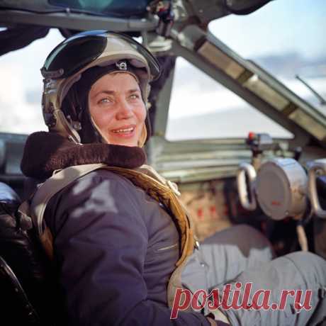 Умерла Марина Попович 30 ноября на 87-м году жизни скоропостижно скончалась легендарная женщина — военный летчик-испытатель первого класса, инженер-полковник, заслуженный лектор и заслуженный мастер спорта СССР — Марина Ла…