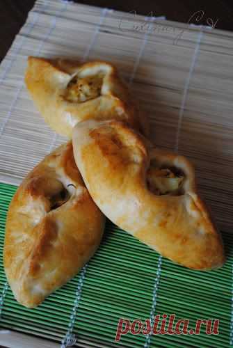 Расстегаи с капустой и яйцами • Пироги, пирожки