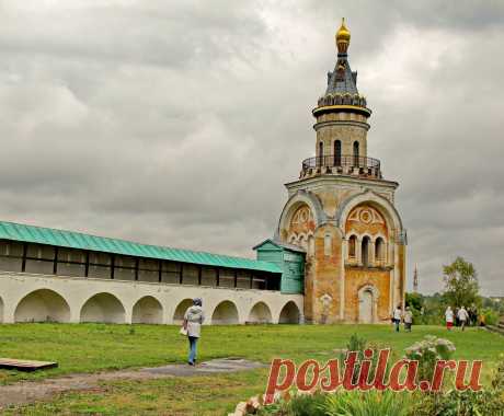 Фото ***. Альбом Селигер - 50 фото. Фотографии Олег Попков. Борисоглебский монастырь в Торжке.