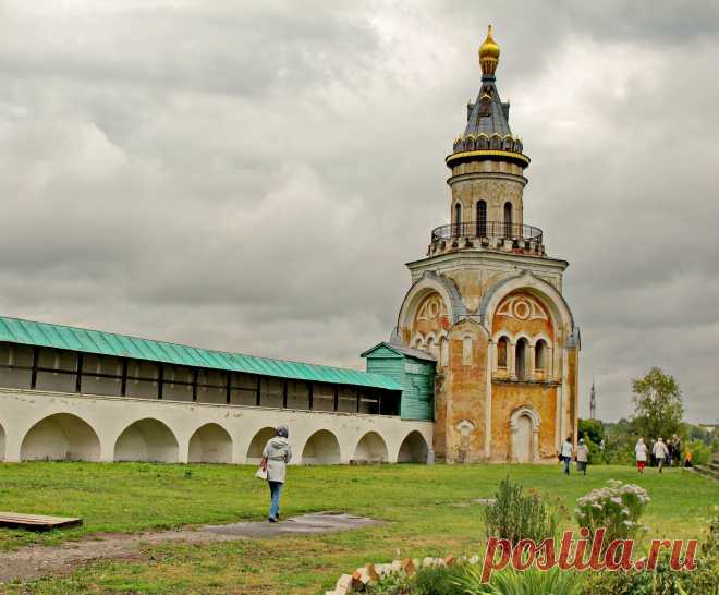 Фото ***. Альбом Селигер - 50 фото. Фотографии Олег Попков. Борисоглебский монастырь в Торжке.