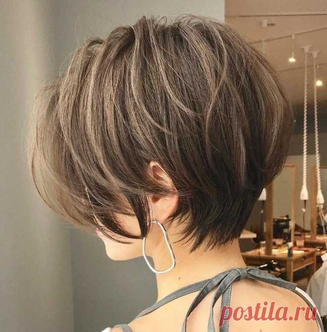 Стрижка, которая омолаживает и смотрится дорого с любой укладкой | STYLE DAILY Пульс Mail.ru Какую стрижку выбрать, чтобы выглядеть свежо, молодо и стильно? Этим вопросом задаются многие женщины, ведь подобрать стрижку самостоятельно не так просто! Cуществует ли такая, которая подойдет...