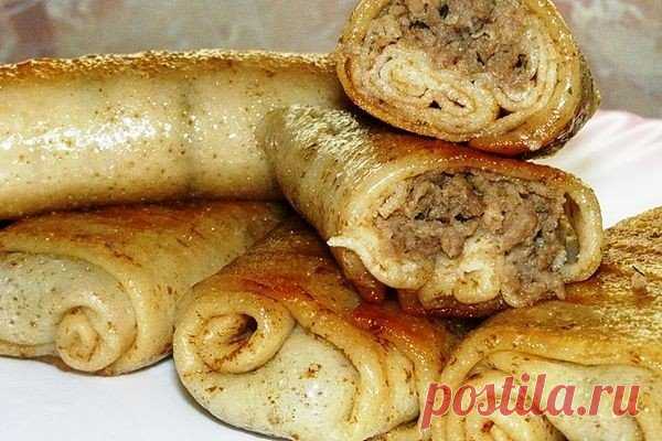 Потрясающе вкусные блинчики с мясом. Сметана в этом рецепте, точно не лишняя! 



Приготовлю на завтрак!









Ингредиенты:
Мясо – 0,5 кгСметана – 4-5 стол. ложкиЯйца – 2 шт.Мука – 150 гр.Молоко – 1 стаканСоль – по вкусуЛук – 2 шт.Смалец – 2 стол. ложки
Приготовление:
Отваре…
