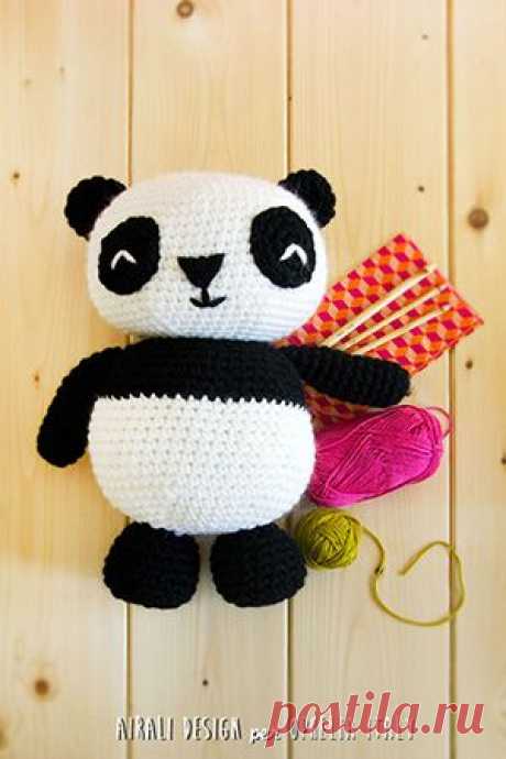 Panda Gigante in lana by Ilaria Airali