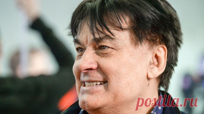 На певца Александра Серова подали в суд