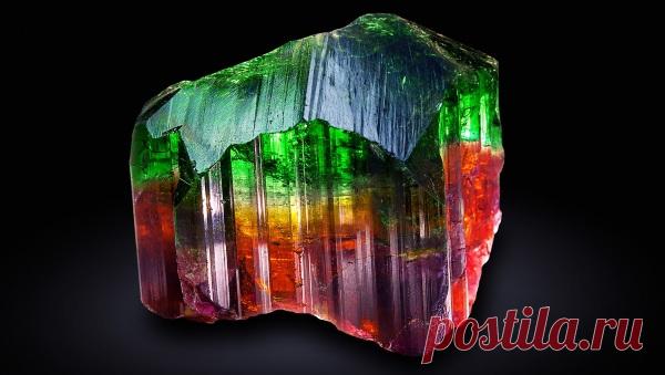 Турмалиновые изделия. Польза и вред здоровью, свойства, противопоказания к применению пояса, коврика, наколенников и другой продукции