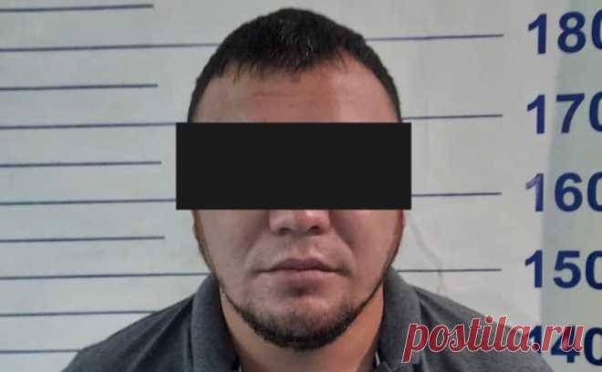 В Киргизии задержали напавшего на русскоговорящую девушку. В Киргизии задержали мужчину, который напал на женщину за то, что она обслужила его на русском языке, сообщает «Вечерний Бишкек» со ссылкой на пресс-службу УВД Октябрьского района Бишкека.