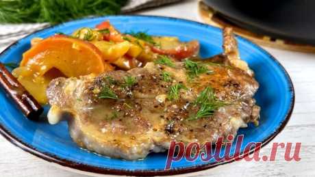 Рецепты Цветковой Натальи | Узнала рецепт приготовления мяса "как в ресторане": готовить просто,а так вкусно получается,и мясо мягчайшее (духовка не нужна)