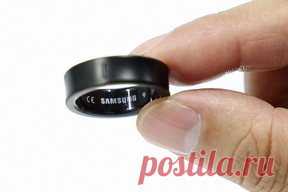 Блогер чуть не потерял палец из-за умного кольца Samsung