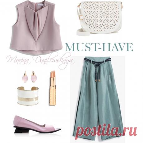 сайт МОДНАЯ ЖЕНЩИНА
Must-have (маст хэв)
Термин must-have (маст хэв) появился совсем недавно, тем не менее, он часто фигурирует на обложках модных журналов и звучит с экранов телевизоров. Сейчас это модное выражение можно часто услышать с экранов телевизоров в качестве..............