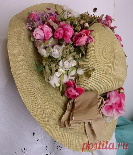 Vintage Picture Hat Velvet Flowers - Mme. Polswolsky