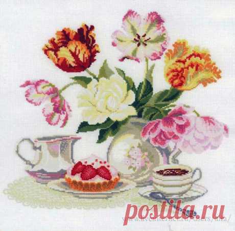 Натюрморт с тюльпанами