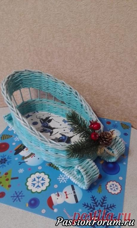 Новогодние саночки - запись пользователя Инна Ростов в сообществе Работа с бумагой в категории Плетение из бумажной лозы