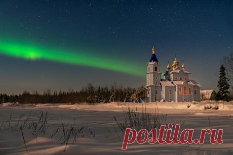 «Морозная ночь» Архангельская область, Церковь Покрова Пресвятой Богородицы на Покровском Радовском подворье Соловецкого монастыря. Автор фото — Александр Ермолин: nat-geo.ru/community/user/229319/ Спокойной ночи.