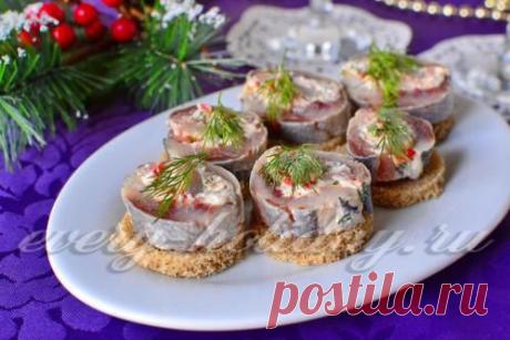 Салаты и закуски с сельдью