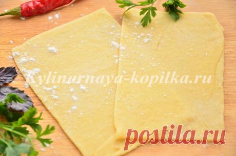 Тесто для лазаньи Тесто для лазаньи легко можно сделать, получиться так же вкусно и красиво, как и листы для лазаньи привезенные из Италии. Тщательно соблюдайте рецепт и порадуйте родных вкусным блюдом.



Для приготовления лазаньи нет единого верного рецепта, их великое множество, с самыми разными и неожиданными