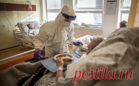 Врачи рассказали, как бороться с отвращением к еде из-за COVID-19. У части пациентов на фоне текущего и после перенесенного заболевания коронавирусом наблюдается изменение или полная потеря вкуса и обоняния.