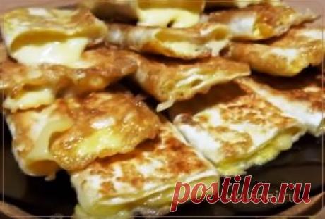 Лаваш с сыром в яйце быстро Лаваш с сыром в яйце быстро Рецепт приготовления очень вкусного завтрака, отличается своим уникальным вкусом, этот завтрак готовится очень быстро и без всякого труда. По желанию в это блюдо можно д…
