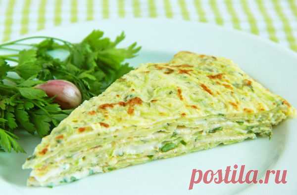 Кабачковый торт с чесноком и зеленью