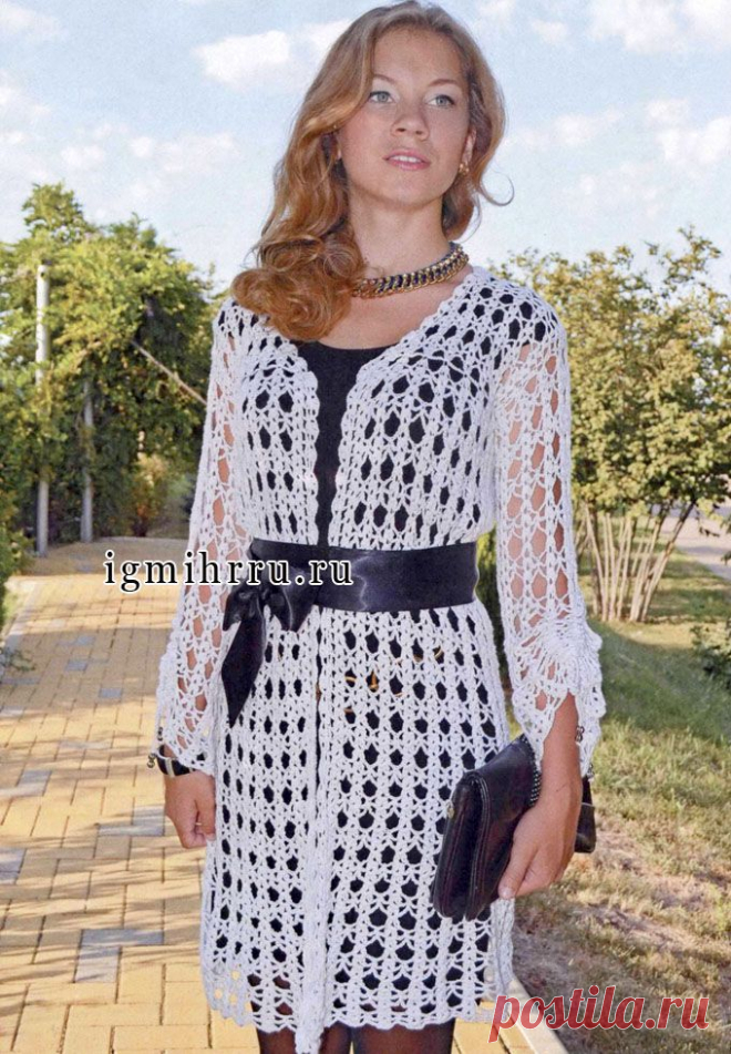 АЖУРНЫЙ БЕЛЫЙ КАРДИГАН, СВЯЗАННЫЙ СВЕРХУ ВНИЗ