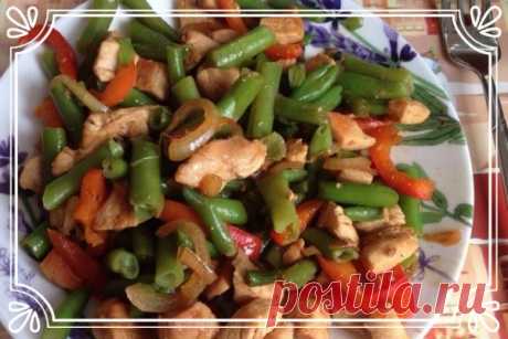 Курица с фасолью, помидорами и зеленью 

Восточное блюдо, которое готовится в казане. 

Ингредиенты: 
Показать полностью…
