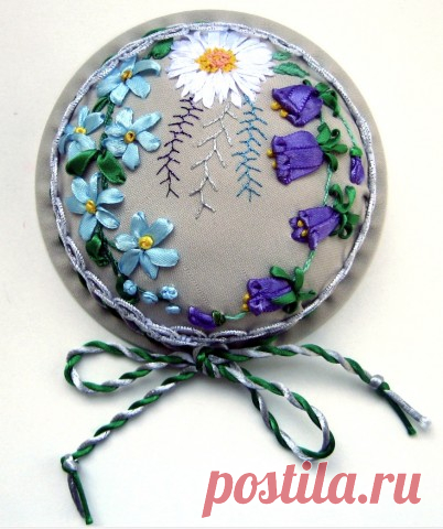 Мои работы лентами. Игольницы
