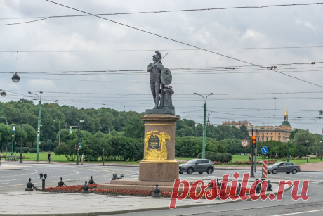 Пешая прогулка по Петербургу. Троицкий мост, Марсово поле и место, где Петр Первый стал императором (часть 3) | Hellen Geografic | Яндекс Дзен