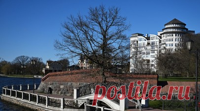 РИА Новости: Калининград и Новороссийск — самые привлекательные для переезда города. Согласно результатам исследования доктора политических наук, декана факультета международных экономических отношений Финансового университета при правительстве России Павла Селезнёва, наиболее привлекательными для переезда городами с населением более 250 тыс. человек россияне назвали Калининград, Новороссийск и Ярославль. Читать далее
