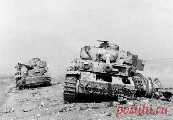 Подвиг «тридцати трех» 24 августа 1942 года 33 советских бойца приняли неравный бой в окрестностях Сталинграда. За несколько часов в условиях острой нехватки боеприпасов и отсутствия связи с полком они смогли уничтожить 27 гитлеровских танк...