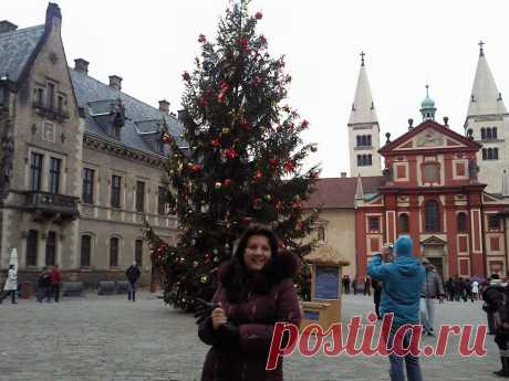 Прогулки по Праге на общественном транспорте и пешком без проф.экскурсий, но с рассказами, показами, фотосессией, переводами и ответами на все вопросы - 20 евро/час с чел. либо 100 евро/день за компанию от 2 человек: встреча и проводы к Вам в отель, квитанция об оплате перед выездом на прогулку.