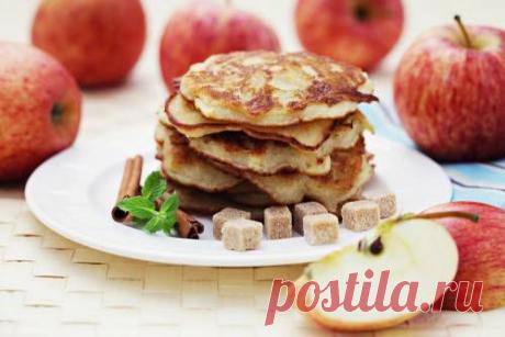 Постные оладьи с яблоком – рецепт с фото / Простые рецепты
