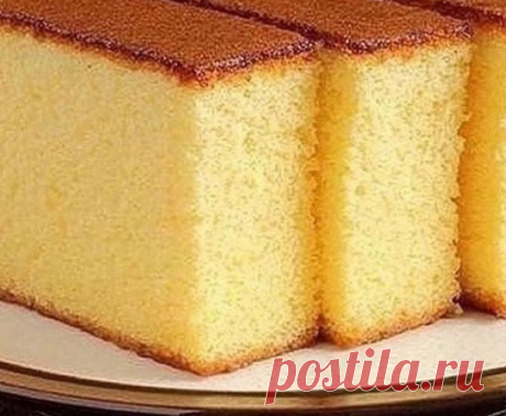 Пирог Манник. Безумно вкусный и нежный! Ингредиенты:1 стакан Мука1 стакан Манка1 стакан Кефирстакан Сахар неполный100 гр. Масло сливочноеЯйцо 2 шт.0,5 ч.л. Сода(стакан 250 мл)⠀ПриготовлениеСтакан манки заливаем кефиром. Хорошо перемешиваем и оставляем манку набухать, примерно на 40 минут. Добавляем к набухшей в кефире манке...
