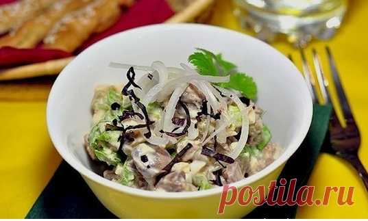 Салат из куриной печени