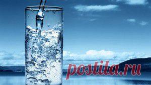 Нужно ли выпивать 2 литра воды в день?