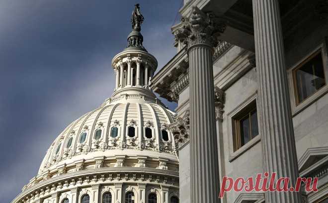 В конгрессе США призвали Байдена прекратить «безудержную помощь» Украине. В конгрессе США выразили обеспокоенность тем, что «безудержная помощь» украинским военным угрожает дальнейшей эскалацией конфликта и развязыванием опосредованной войны с Россией