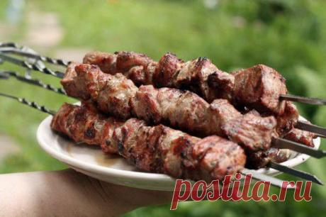 Шашлык из свинины – вкуснее не бывает! / Простые рецепты