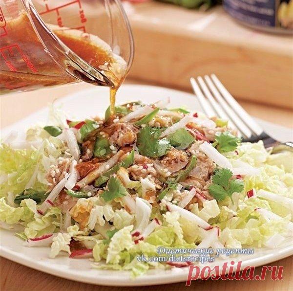 Простой и свежий салат с тунцом / Богатая добыча