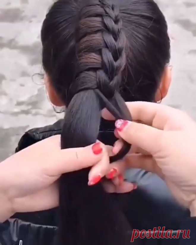 Aug 29, 2021 - 316k Likes, 5,823 Comments - HairVideo4You (@hairtutorial4you) on Instagram: “So amazing hair braiding tutorial for you ❤️❤️❤️  Follow us @hairtutorial4you  Credit: DM me for…”
