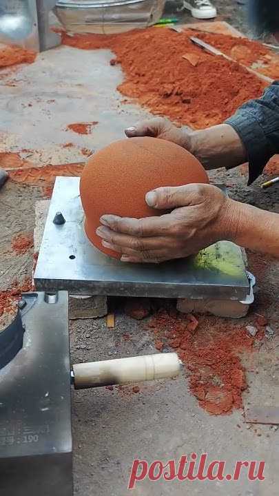 sand casting to make African triangular pots, triangular aluminum pots used by foreign customers,
