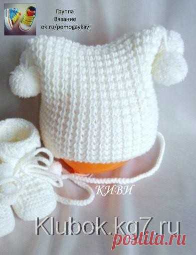 ШАПОЧКА «СНЕЖОК»

обхват головы: 42 см
ВАМ ПОТРЕБУЕТСЯ: 90 г пряжи Merino de luxe (280 м/100 г), двойная
спицы чулочные №3 и №3,5


За основу брала МК от Марии Матвеевой, за что ей особое спасибо.
Верхняя шапочка — чулочные спицы №3, нижняя — №3,5. Шапочка хорошо тянется до 46 размера. Делала образец, плотность верхней шапочки совпала с описанием, поэтому количество петель не меняла. Ушки вязала сразу двойные по кругу. Начинала с 10 петель. 1 лиц, накид (обратный, чтобы не...